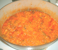 Arroz rojo con pollo 