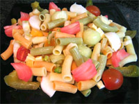 Ensalada de pasta con contrastes de sabores