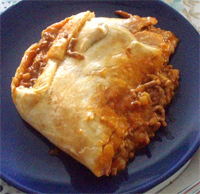 Pseudo hojaldre relleno de carne y queso